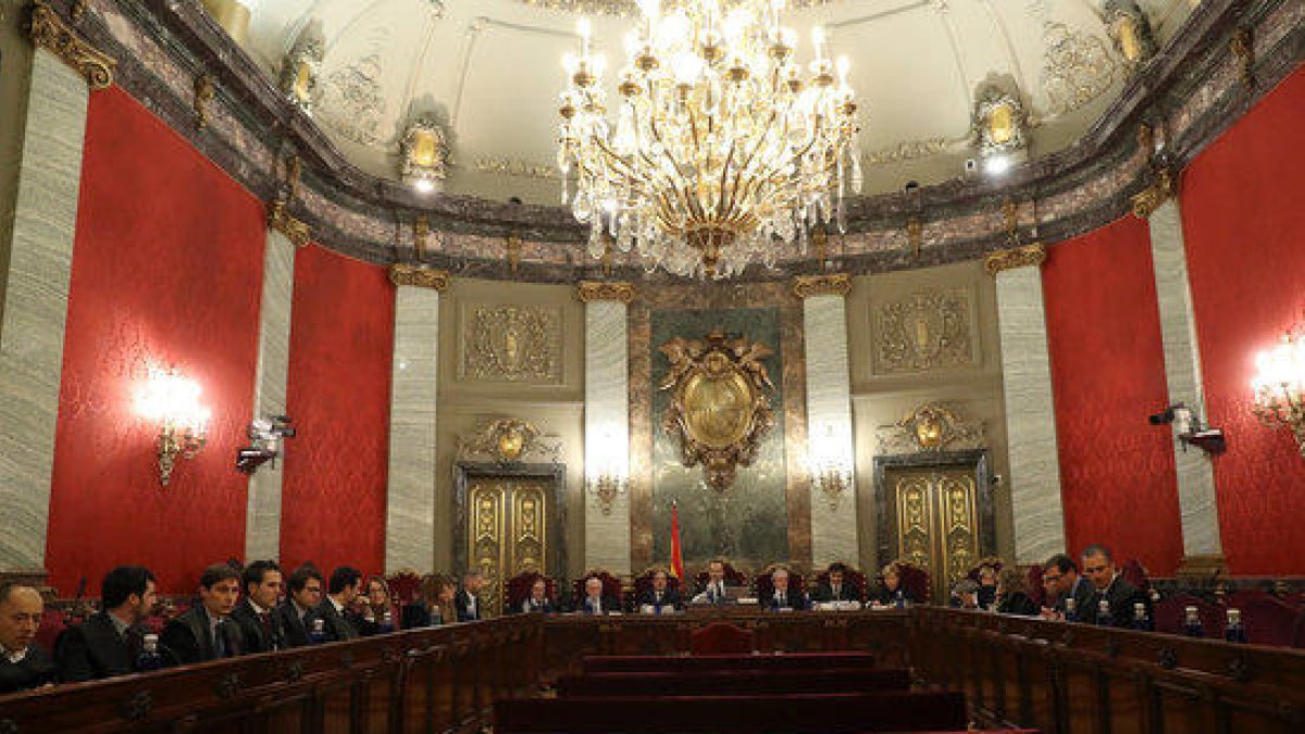 La sala de plens del Tribunal Suprem on es fa la vista de previ pronunciament, sense els acusats.