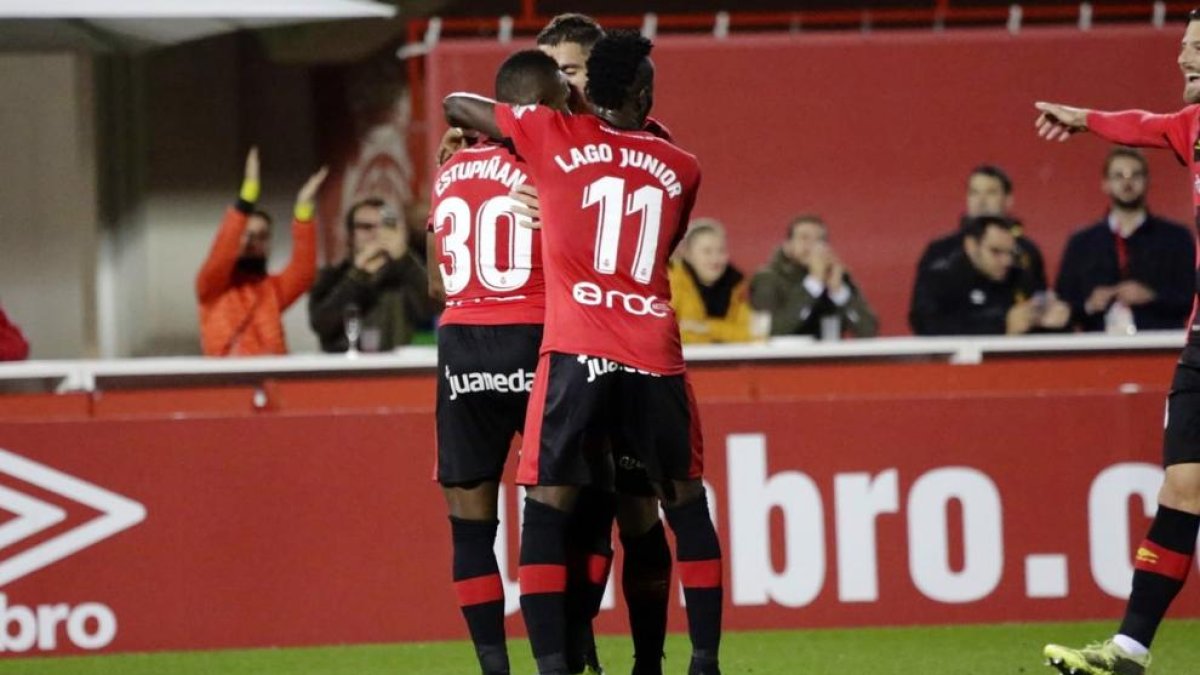 El Mallorca celebra el primer gol