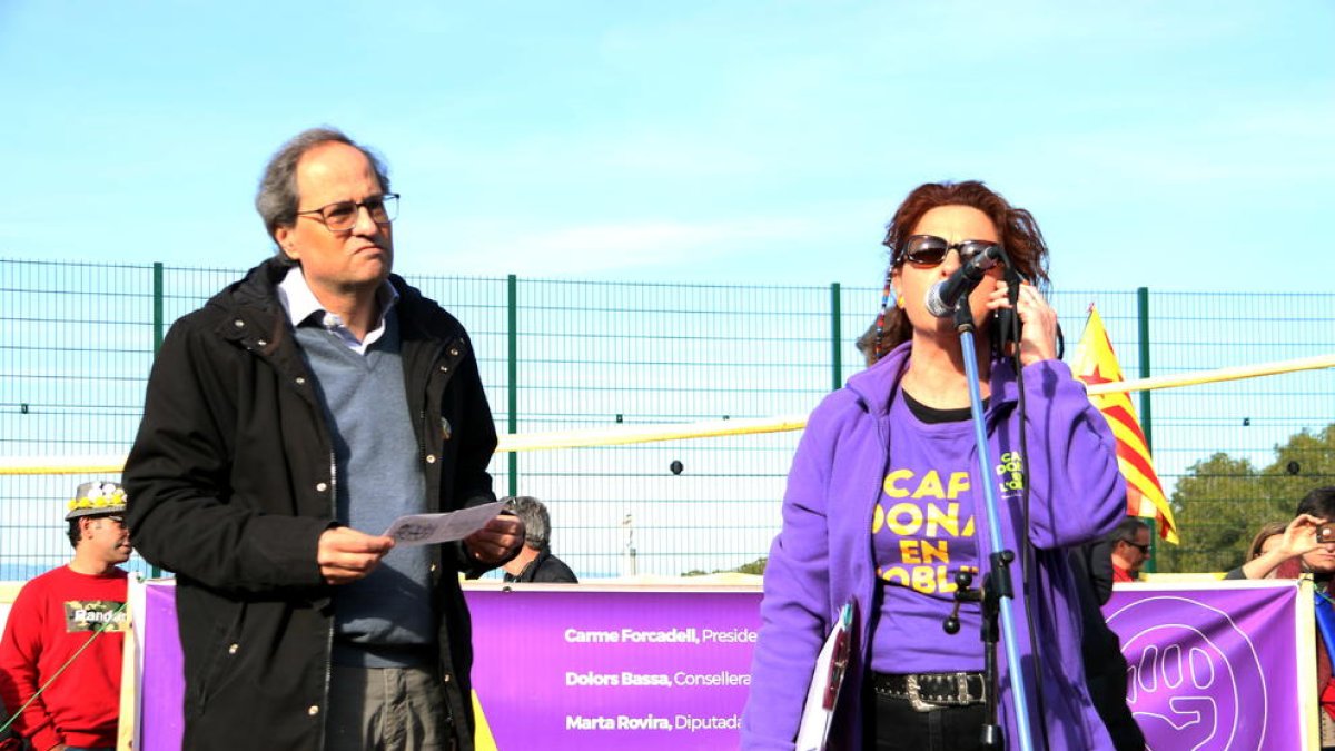 El president de la Generalitat, Quim Torra, en l'acte de 'Cap dona en l'oblit', després de visitar a l'expresidenta del Parlament, Carme Forcadell, a la presó de Mas d'Enric a El Catllar.