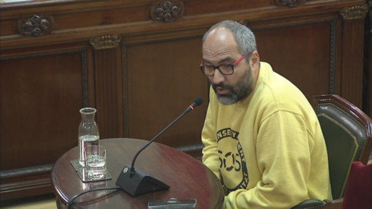 El portaveu d'Ustec i d'Escoles Obertes, Ramon Font, durant la seva declaració al Tribunal Suprem.