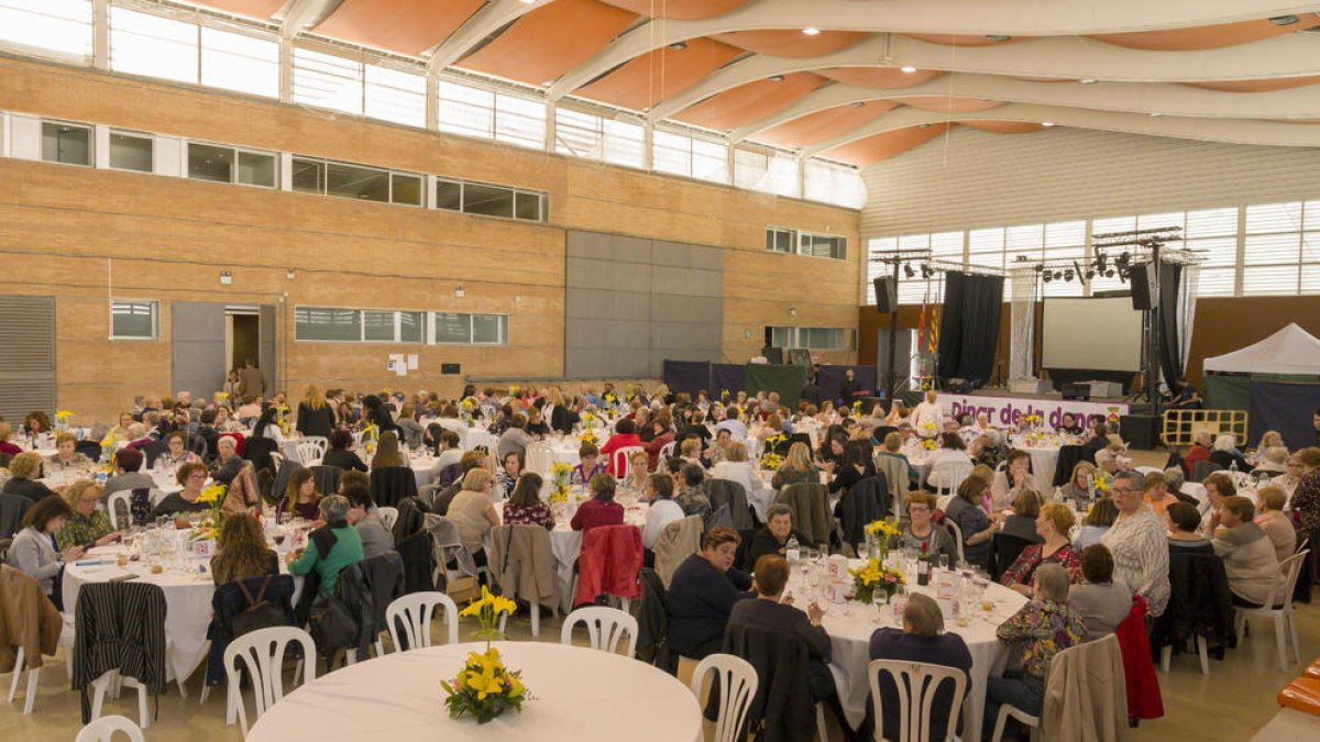 Imagen de la comida de reconocimiento a las mujeres de Constantí.