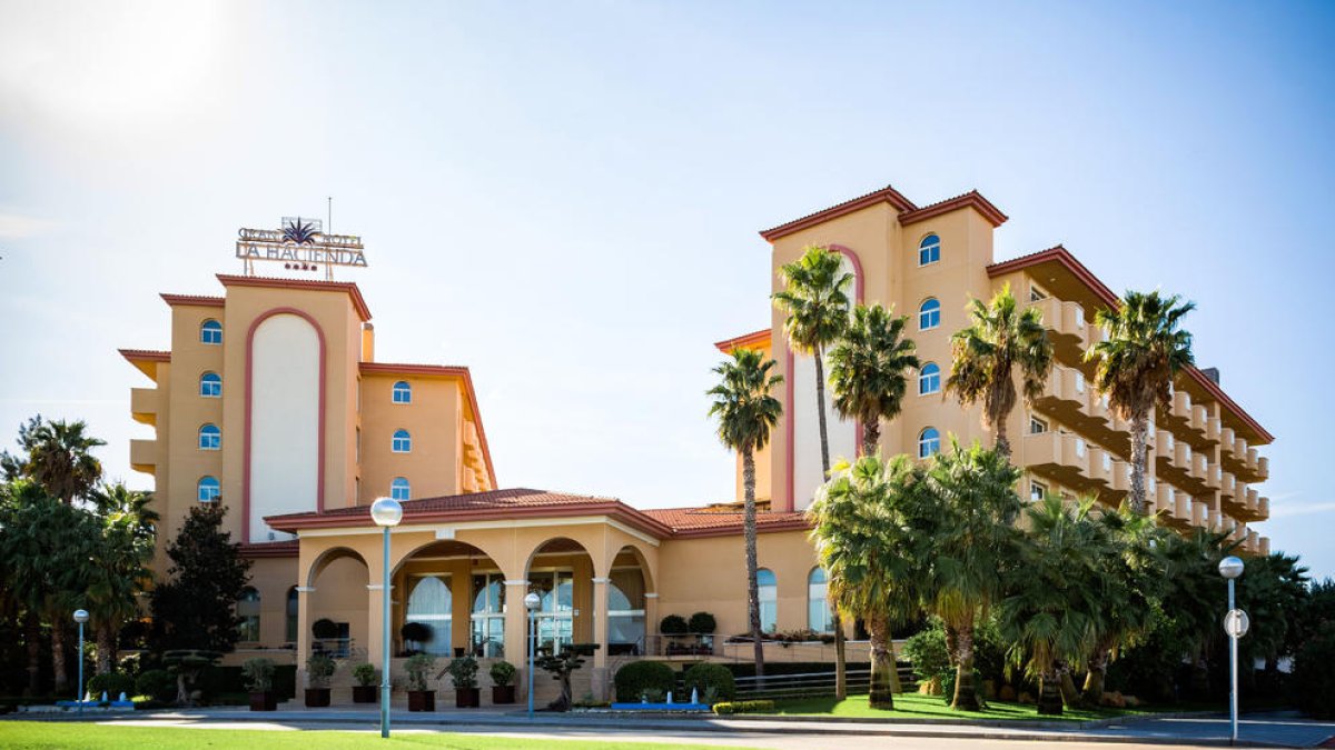 La cadena hotelera gestionará el Gran Hotel La Hacienda, ubicado en la playa de la Vila-seca