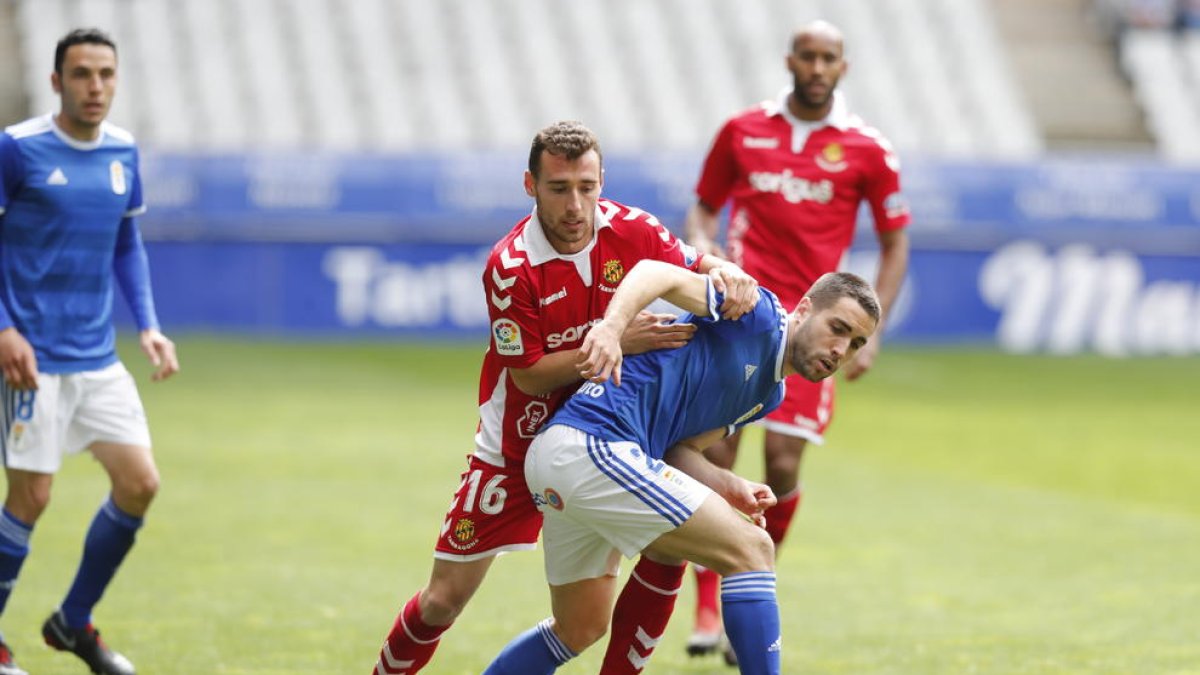 Imanol García disfrutó de una ocasión clarísima de gol, que no entró por los pelos.
