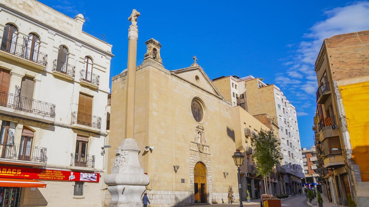 Una imagen del exterior del edificio que quedará incluido en el catálogo de protección patrimonial de Reus.