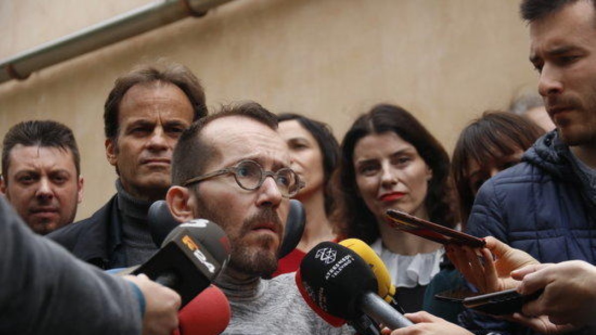 Pablo Echenique deja de ser secretario de organización de Podemos.