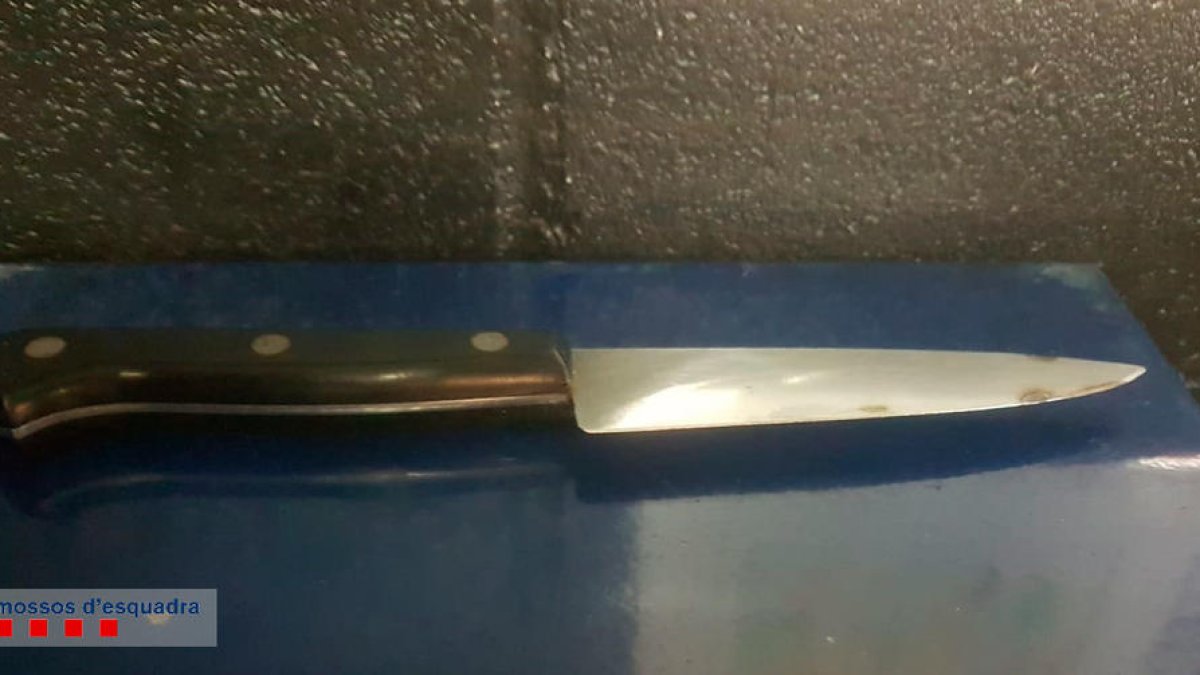 Imatge del ganivet intervingut a un dels lladres.