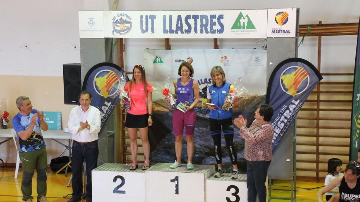 El podio femenino, con las tres mejores participantes