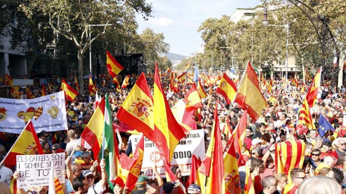 Imagen de una concentración de Sociedad Civil Catalana en Barcelona