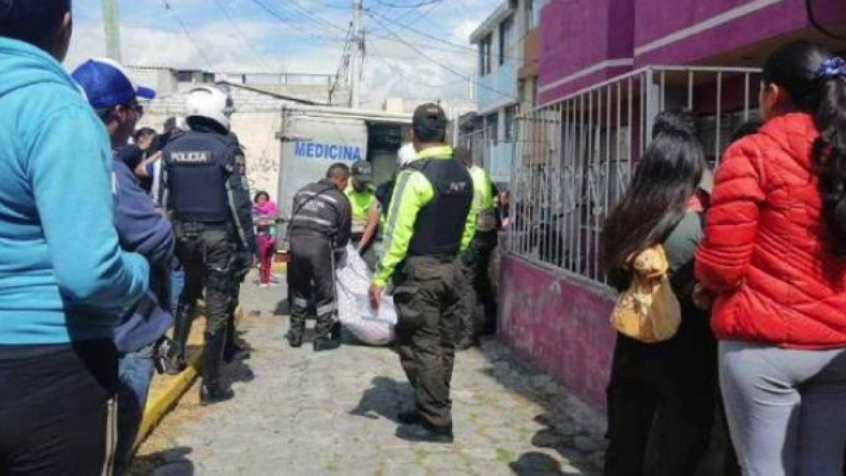 Imatge de la policia al lloc dels fets.