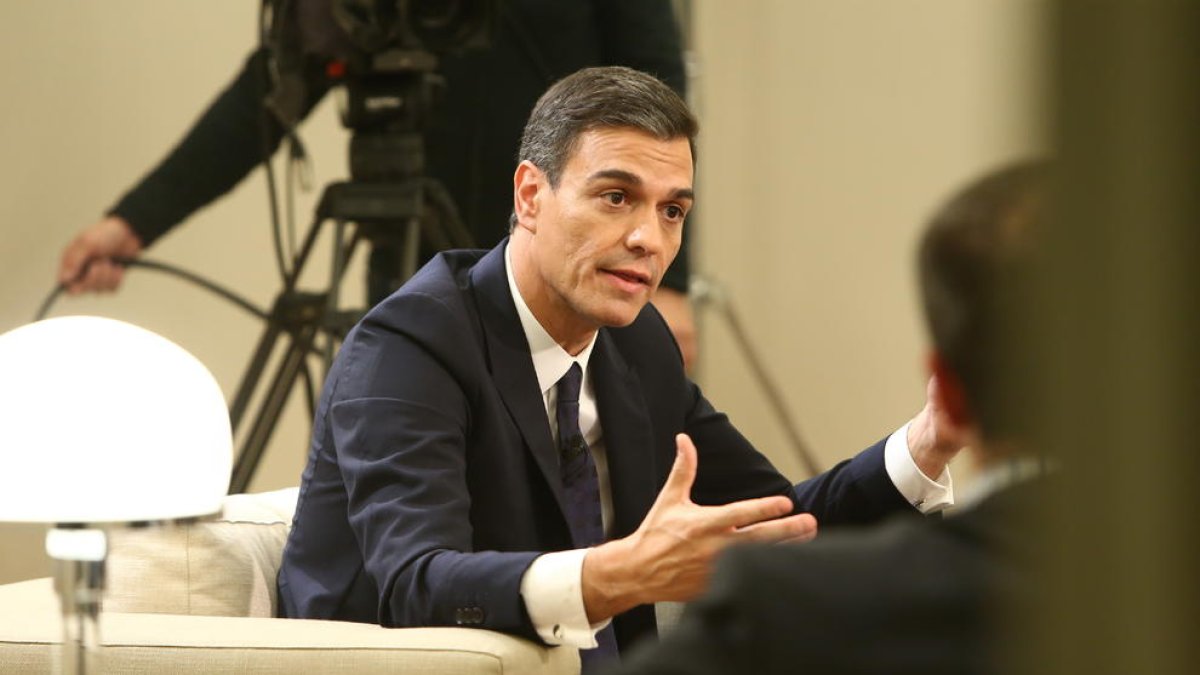 El president del govern espanyol, Pedro Sánchez, en una entrevista a La Moncloa.