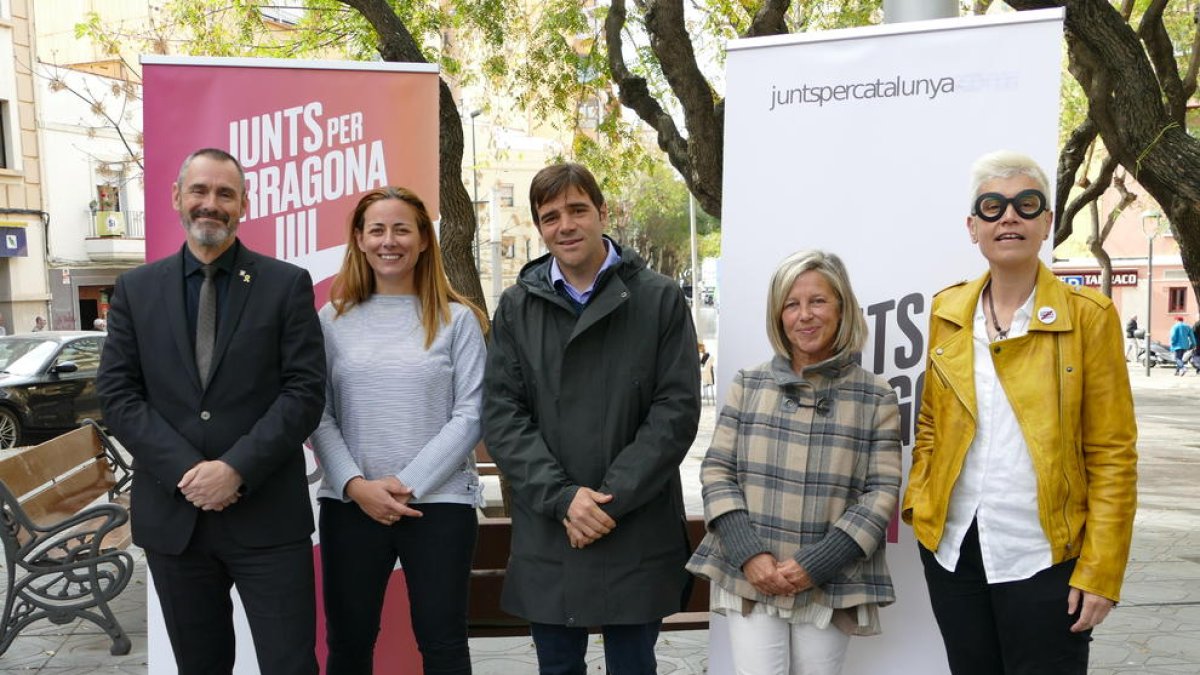 Els cinc primers candidats de la llista de Junts per Tarragona.