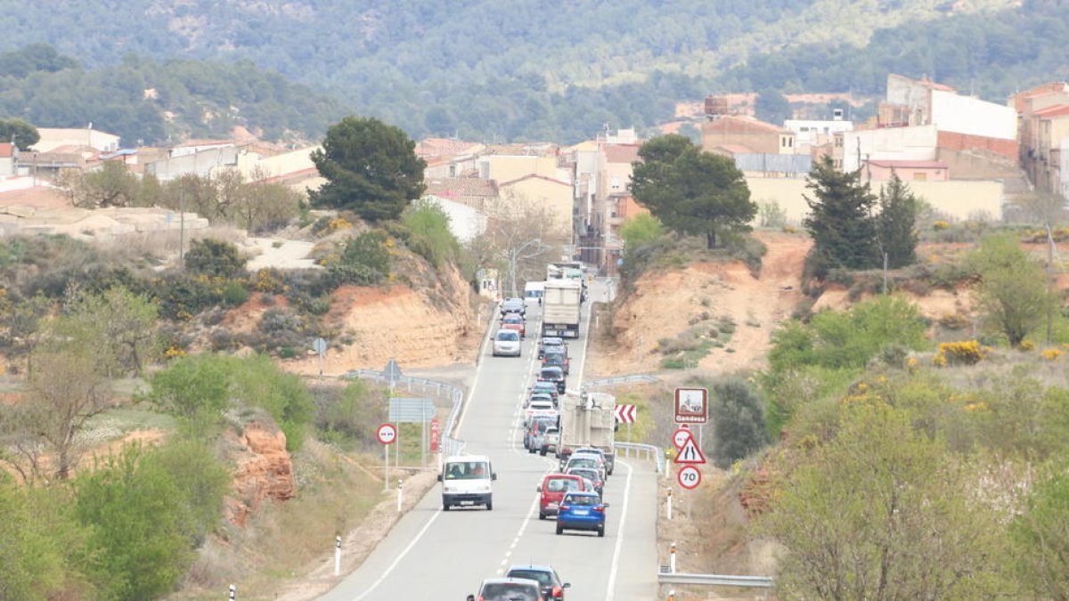 Imagen de l'N-420 a su paso por Gandesa