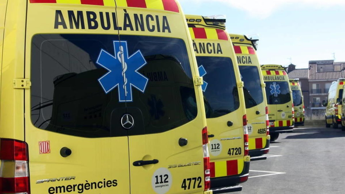 Imatge d'arxiu de diverses ambulàncies que donen servei a Tarragona.