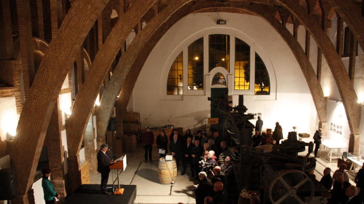 Pla picat de l'acte de celebració del centenari de la Cooperativa de Gandesa.