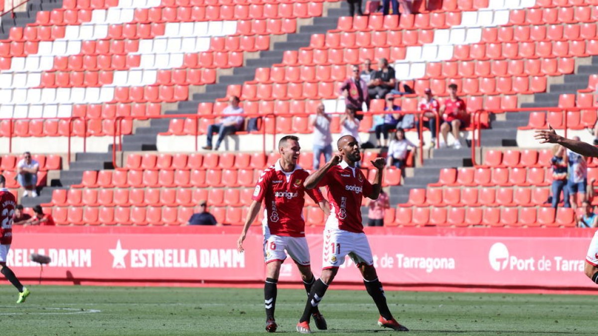 José Kanté celebra el gol que le marcó en la Mallorca en el Nou Estadi.