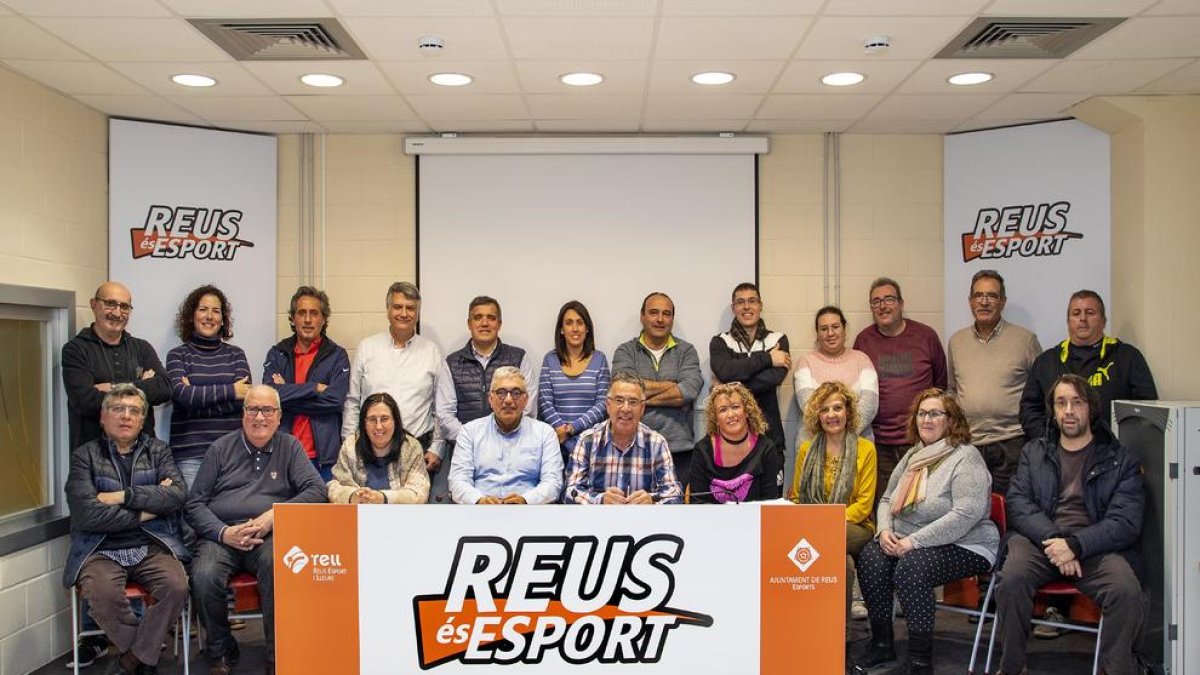 Imatge de la presentació de l'Associació de Voluntaris Esportius Reus.