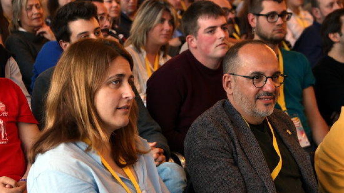 L'excoordinadora general del Partit Demòcrata, Marta Pascal; i del diputat Carles Campuzano, en la cloenda del XX Congrés de la Joventut Nacionalista de Catalunya celebrada a Reus.