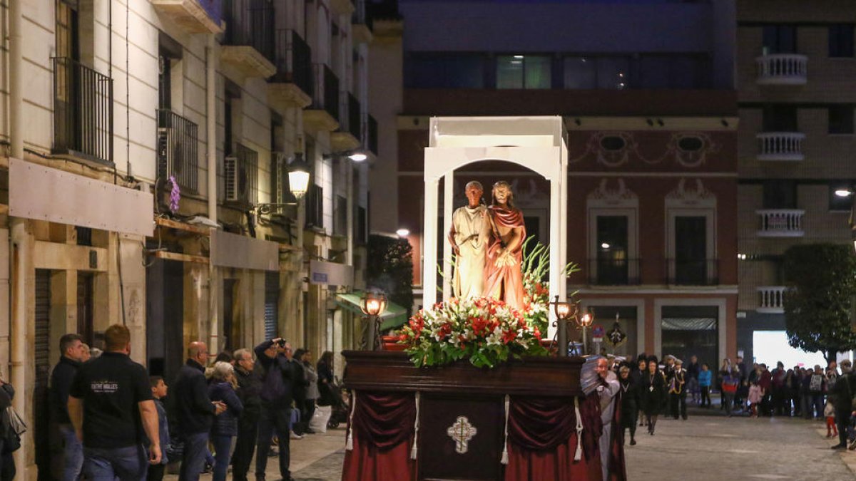 La procesión transcurrió por las calles del centro de la ciudad.