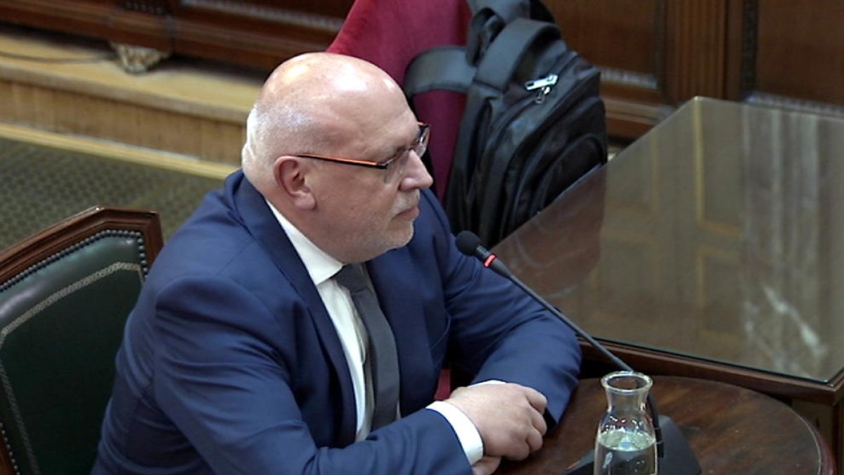 El exconseller de Empresa, Jordi Baiget, declarando como testigo en el juicio del Supremo.