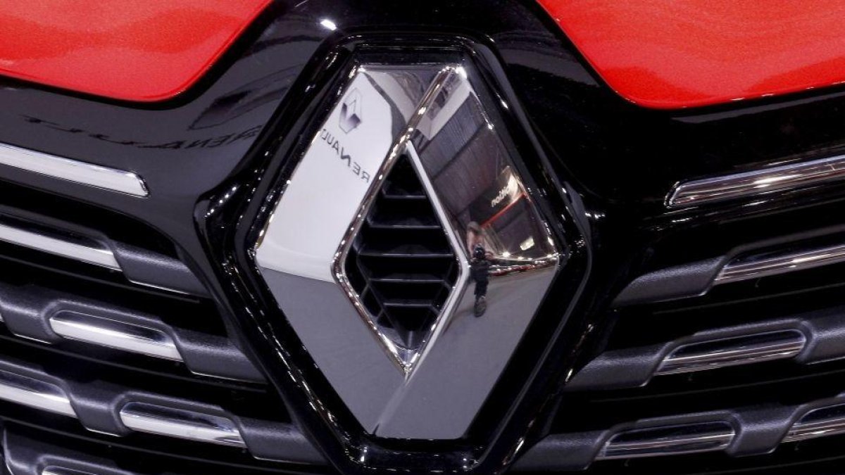 Logo d'un cotxe Renault.