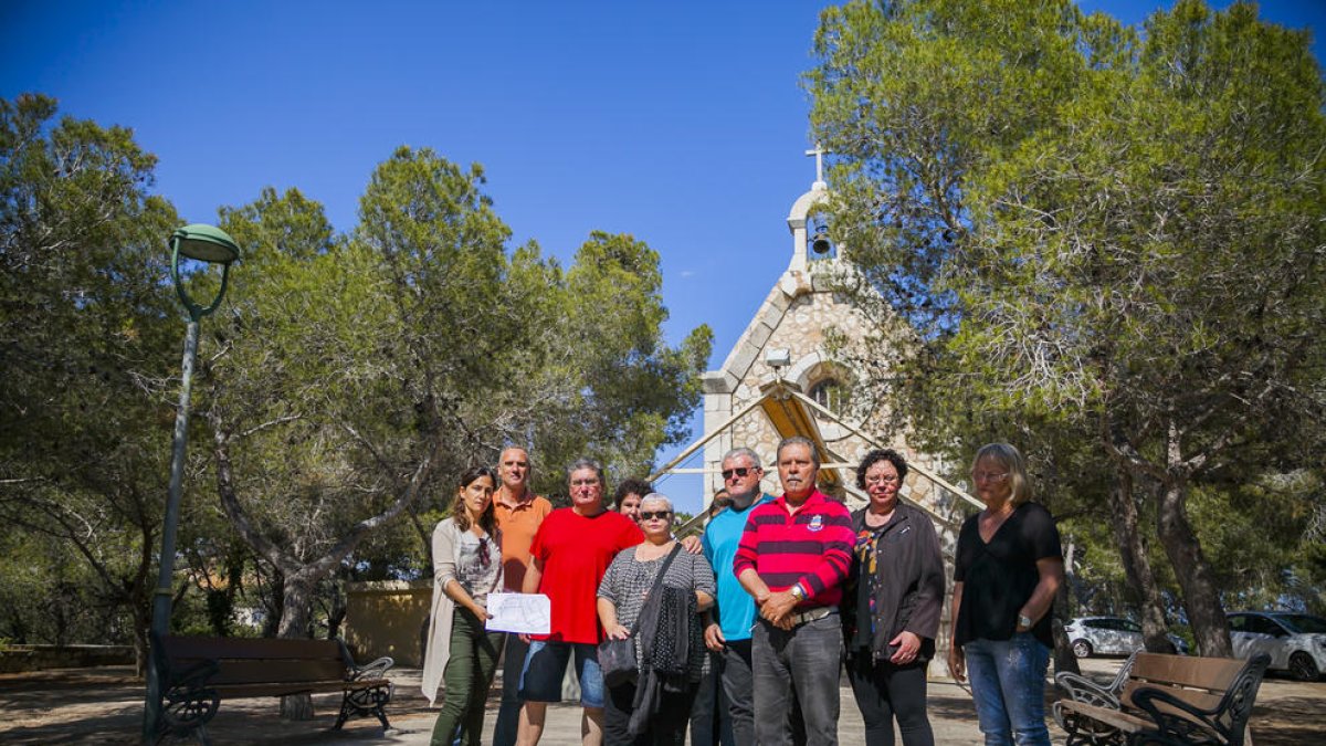 Alguns dels veïns que van presentar al·legacions, en una reunió que van fer el passat mes de maig.