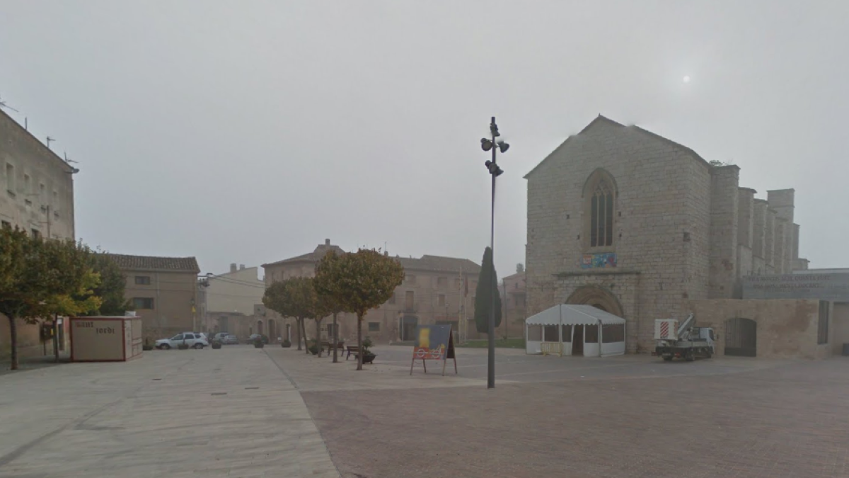 Imatge de la plaça de Sant Francesc de Montblanc.