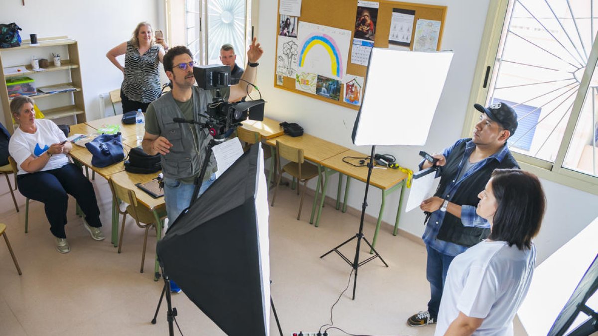 Un moment de la gravació del vídeo a la parròquia de Sant Josep Obrer de Torreforta.