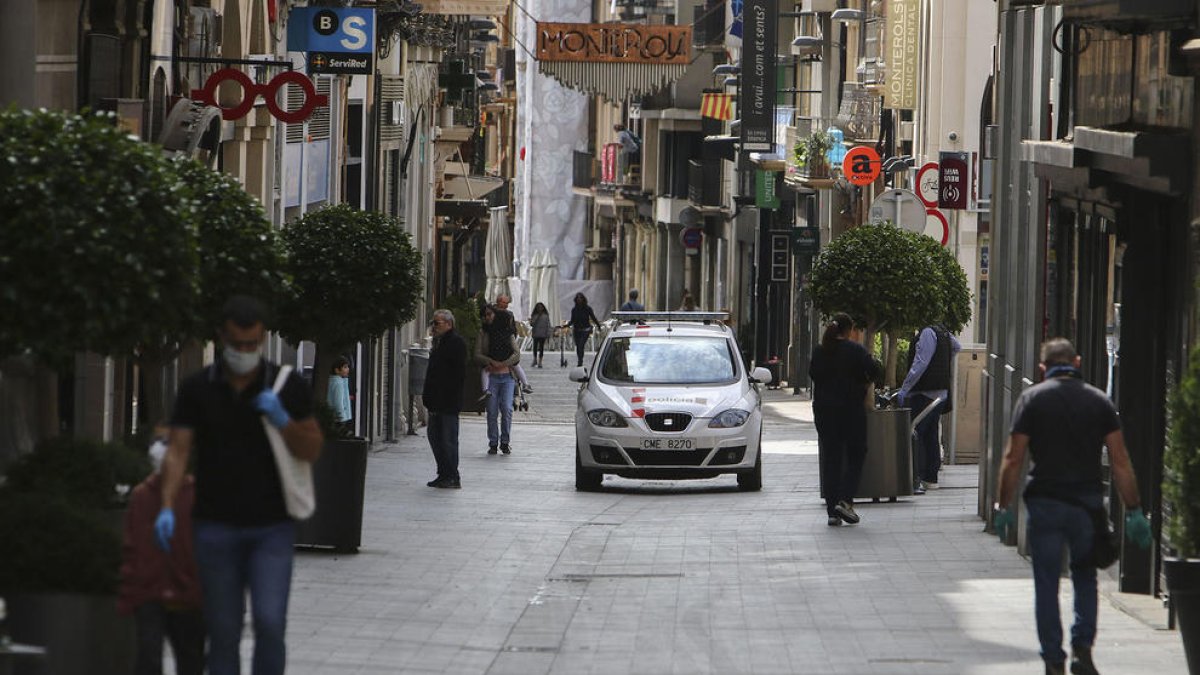 Un carrer de Reus el primer dia de desconfinament d'infants