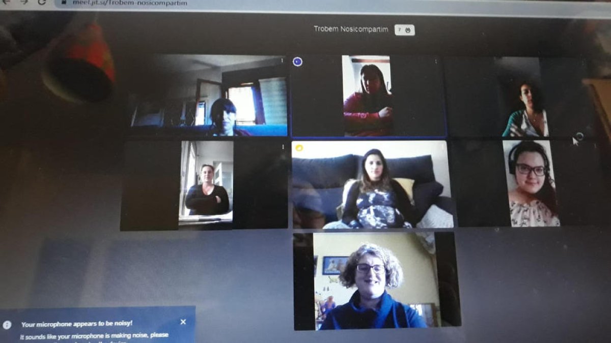 Captura de pantalla d'una de les classes virtuals per dones embarassades que s'han començat a fer a l'Ebre.