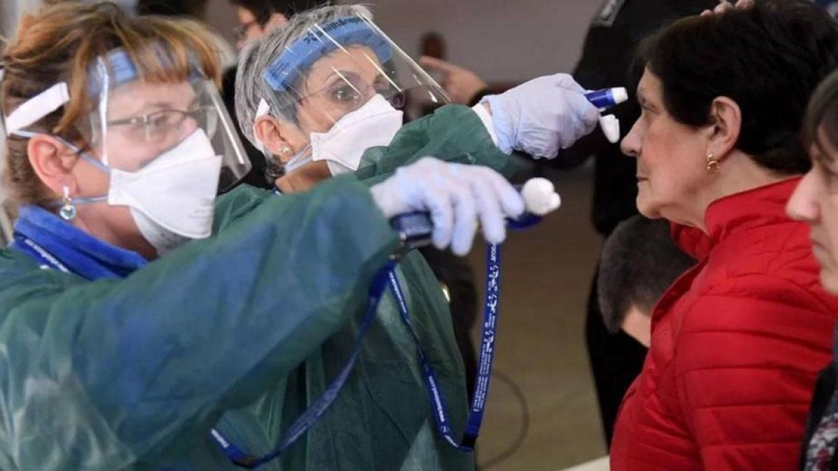 Europa supera els 330.000 contagis per coronavirus i s'apropa als 21.000 morts