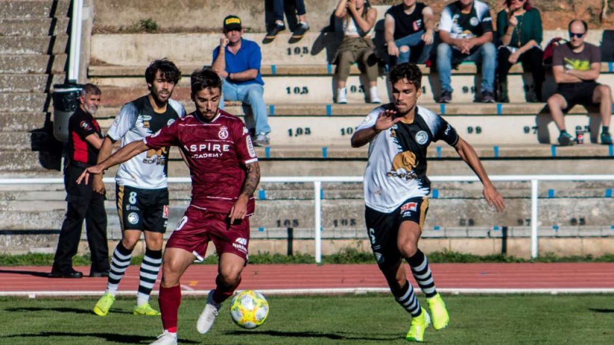 Javier Ribelles en el partit disputat aquesta temporada contra la Cultural y Deportiva Leonesa.