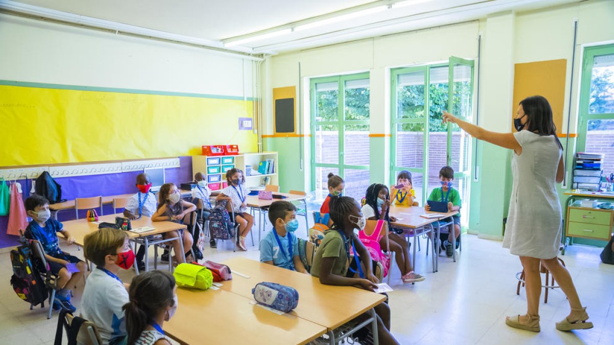 Els alumnes del Serrallo a la classe.