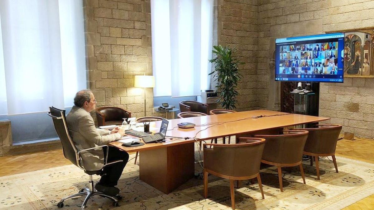 El president de la Generalitat, Quim Torra, durant la reunió telemàtica de presidents autonòmics,