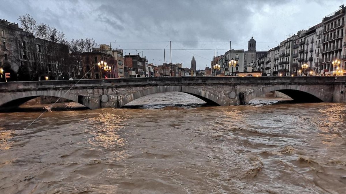 Crecida del río Onyar en Gerona.