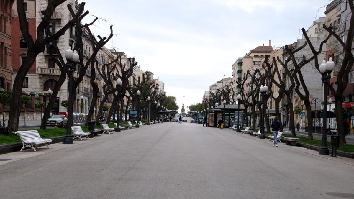 La Rambla Nueva de Tarragona vacía.