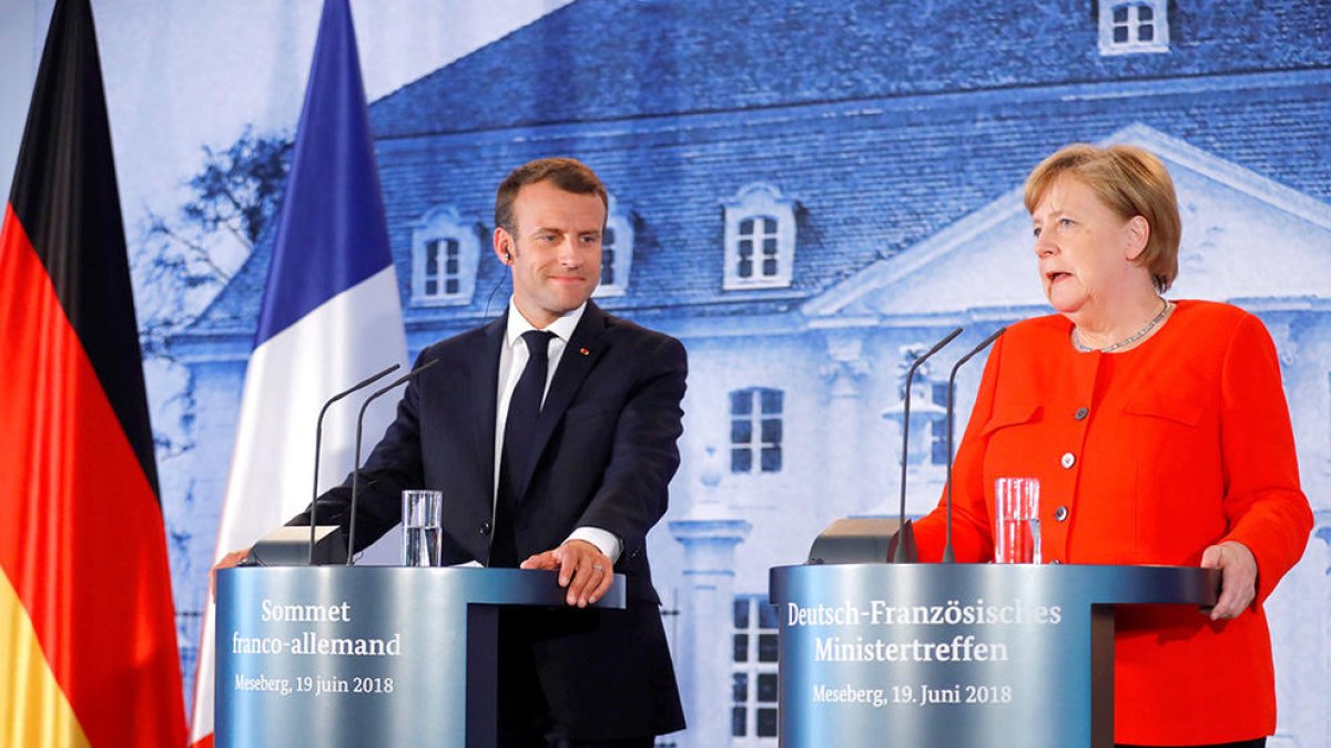 La cancellera alemanya, Angela Merkel, i el president francès, Emmanuel Macron.