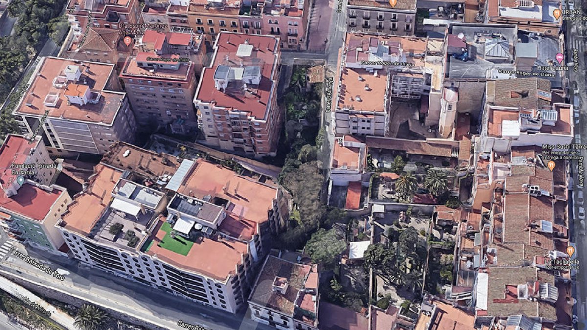 Actualmente la calle Armanyà no llega hasta la Bajada del toro.