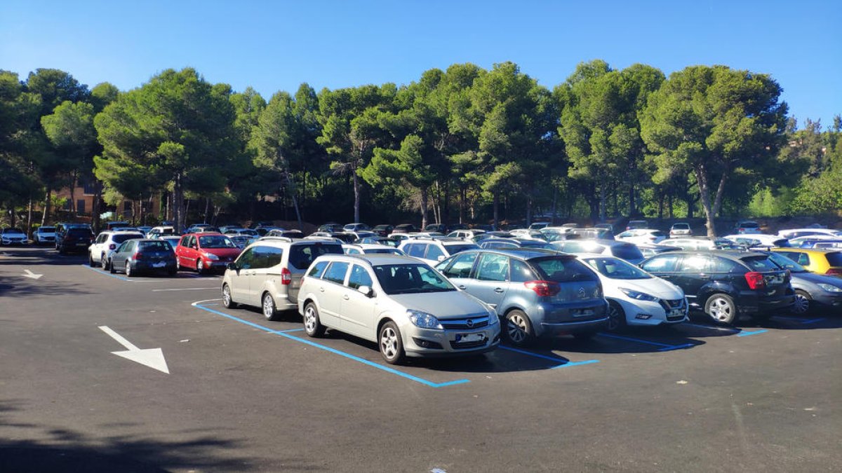 Imatge d'un espai d'aparcament a Salou.