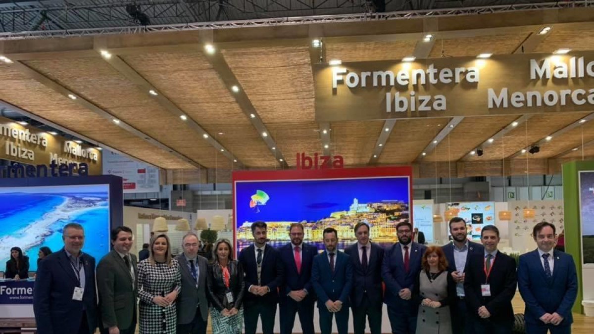 Algunos de los representados del Ayuntamiento presentes en FITUR