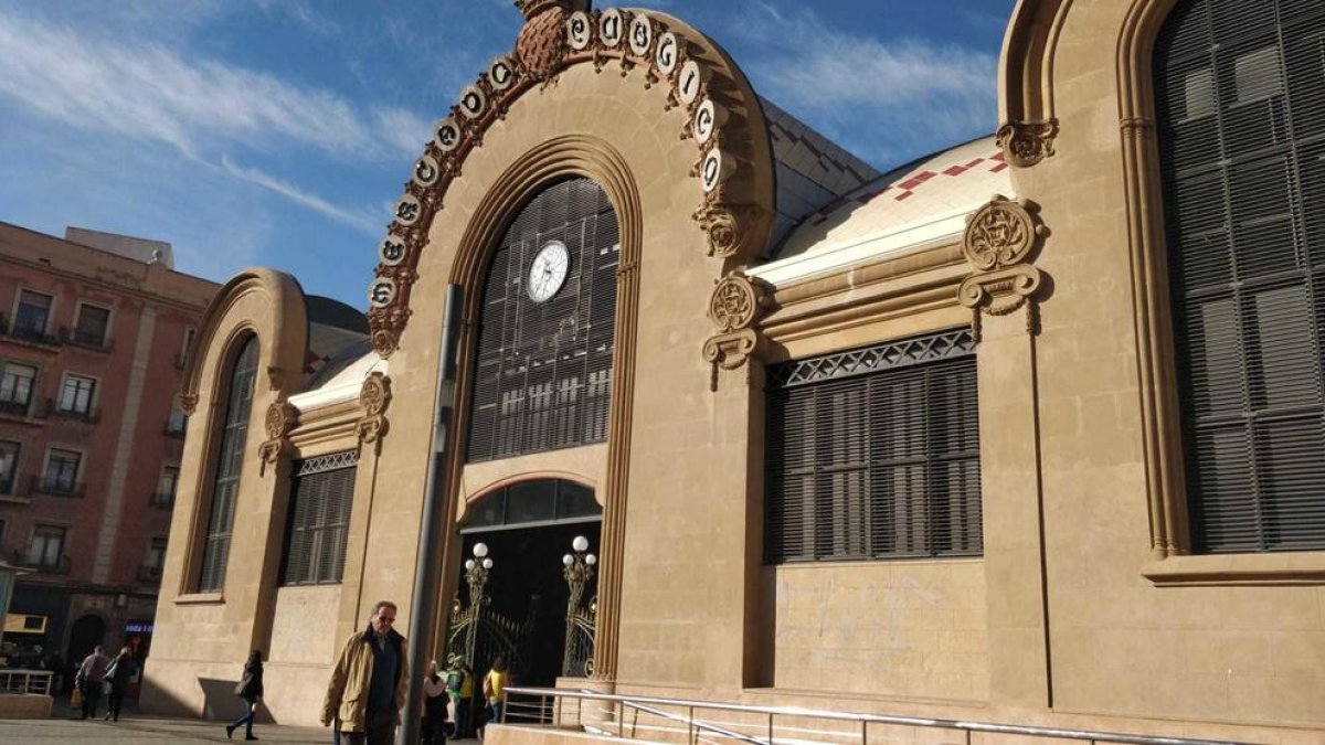 La fachada del Mercado Central de Tarragona.