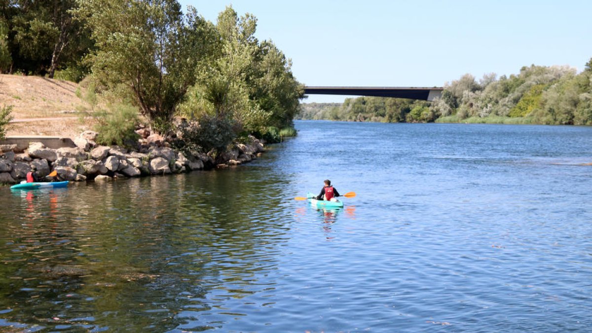 El riu Ebre, a l'altura de Tortosa.