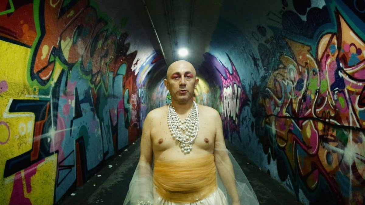 Iván Monalisa, el artista chileno protagonista del documental 'El viaje de Monalisa', que estrena DocsBarcelona.