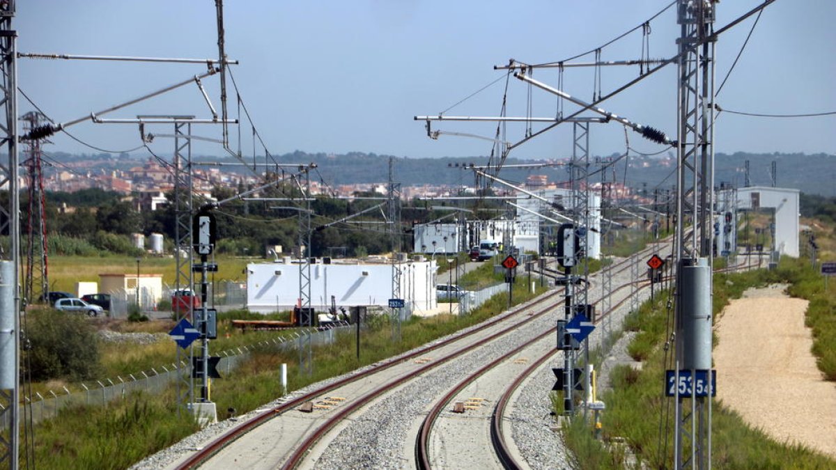 Plano abierto del intercambiador de ancho ferroviario de la Boella.