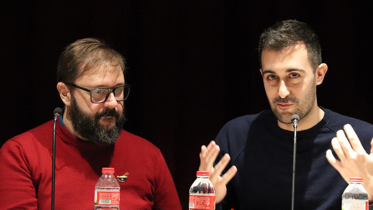 El director Marc Rosich i el músic Joan Magrané durant la presentació de l'òpera 'Diàlegs de Tirant e Carmesina'