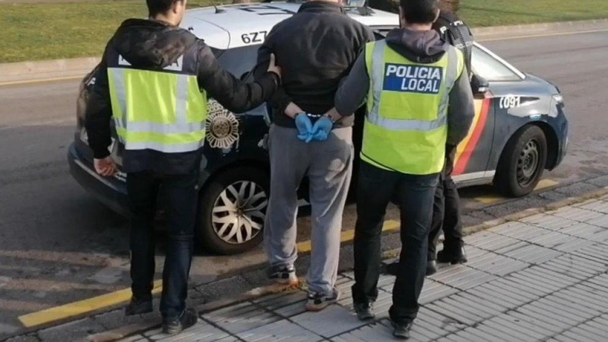 Imatge d'arxiu d'una detenció