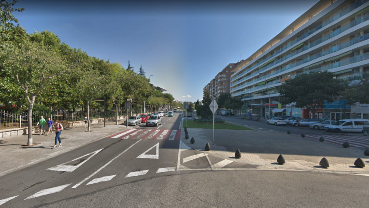 La avenida Sant Jordi tendrá dos carriles cortados para uso de peatones.