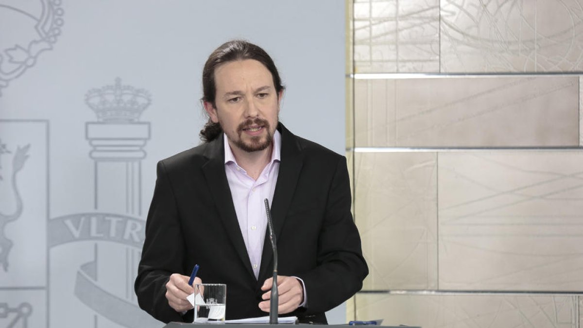 Plano medio del vicepresidente segundo del gobierno español, Pablo Iglesias.