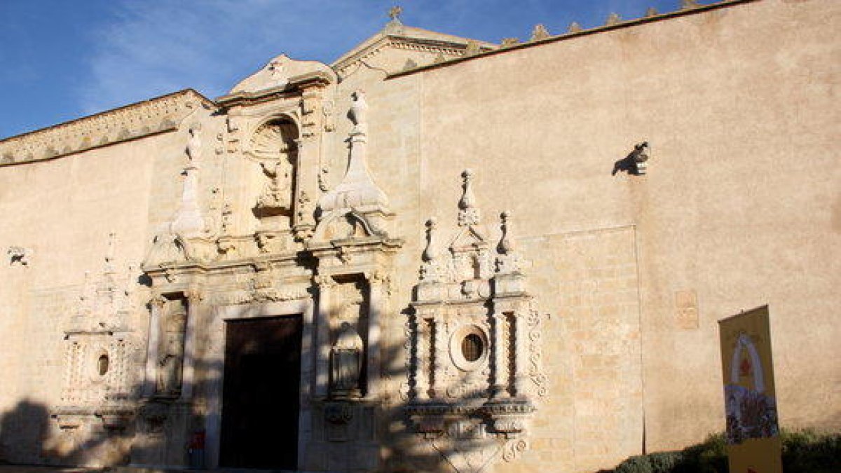 Exterior de l'església del Monestir de Poblet, en una imatge d'arxiu.