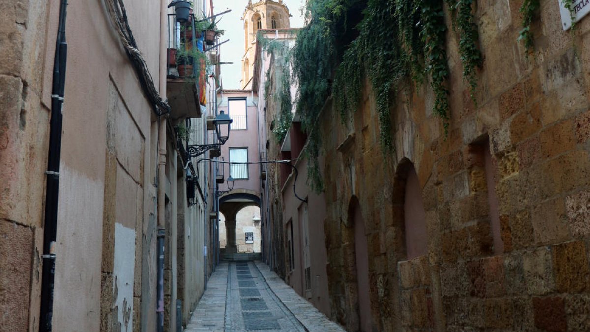 Carrer de Santa Tecla a la Part Alta de Tarragona.