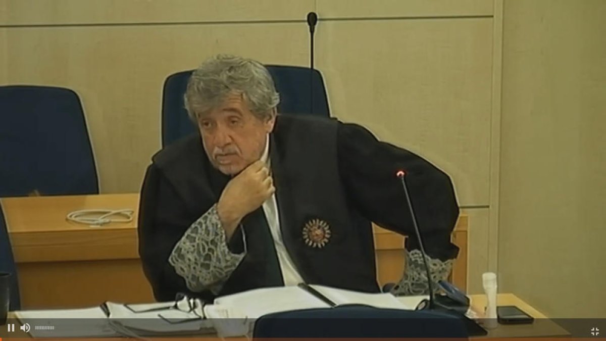 El fiscal Pedro Rubira durante su intervención en el juicio de la Audiencia Nacional.